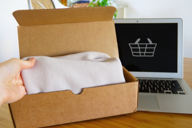 Amazonで違う商品が届いた場合の電話の問い合わせ先の番号は？開けてしまったらどうする？